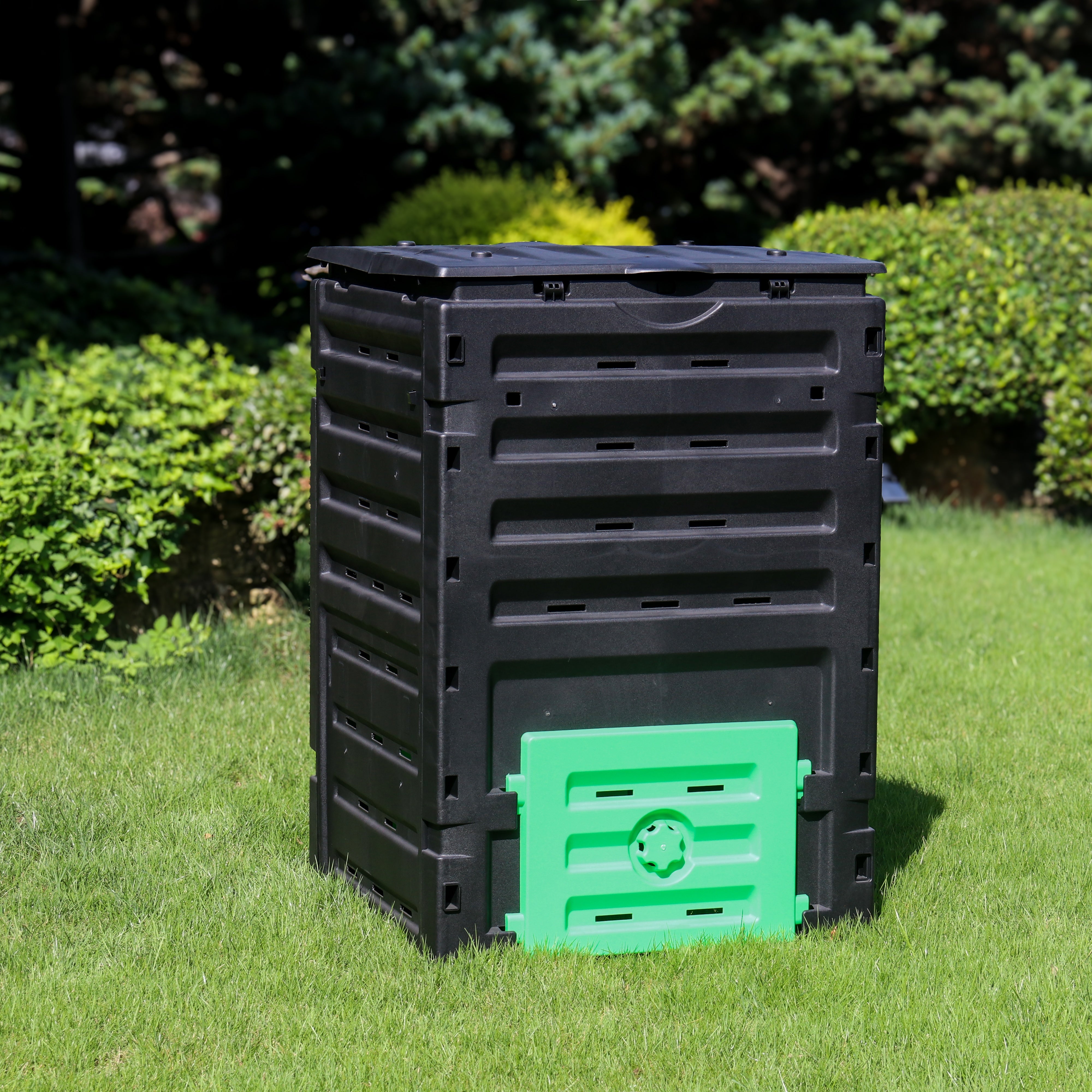 Modern Outdoor Compost Bin – Durable Plastic Weatherproof Composter for Efficient Garden Waste Recyc