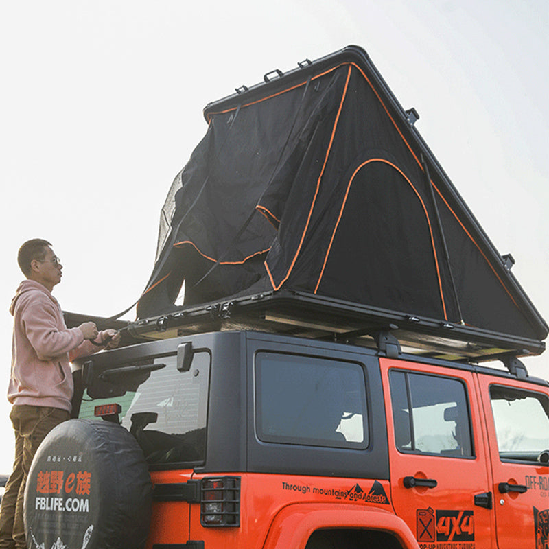 Hard core off-road wind hard shell roof tent, rain proof and strong wind resistant ABS hard shell material, quickly build self driving tent