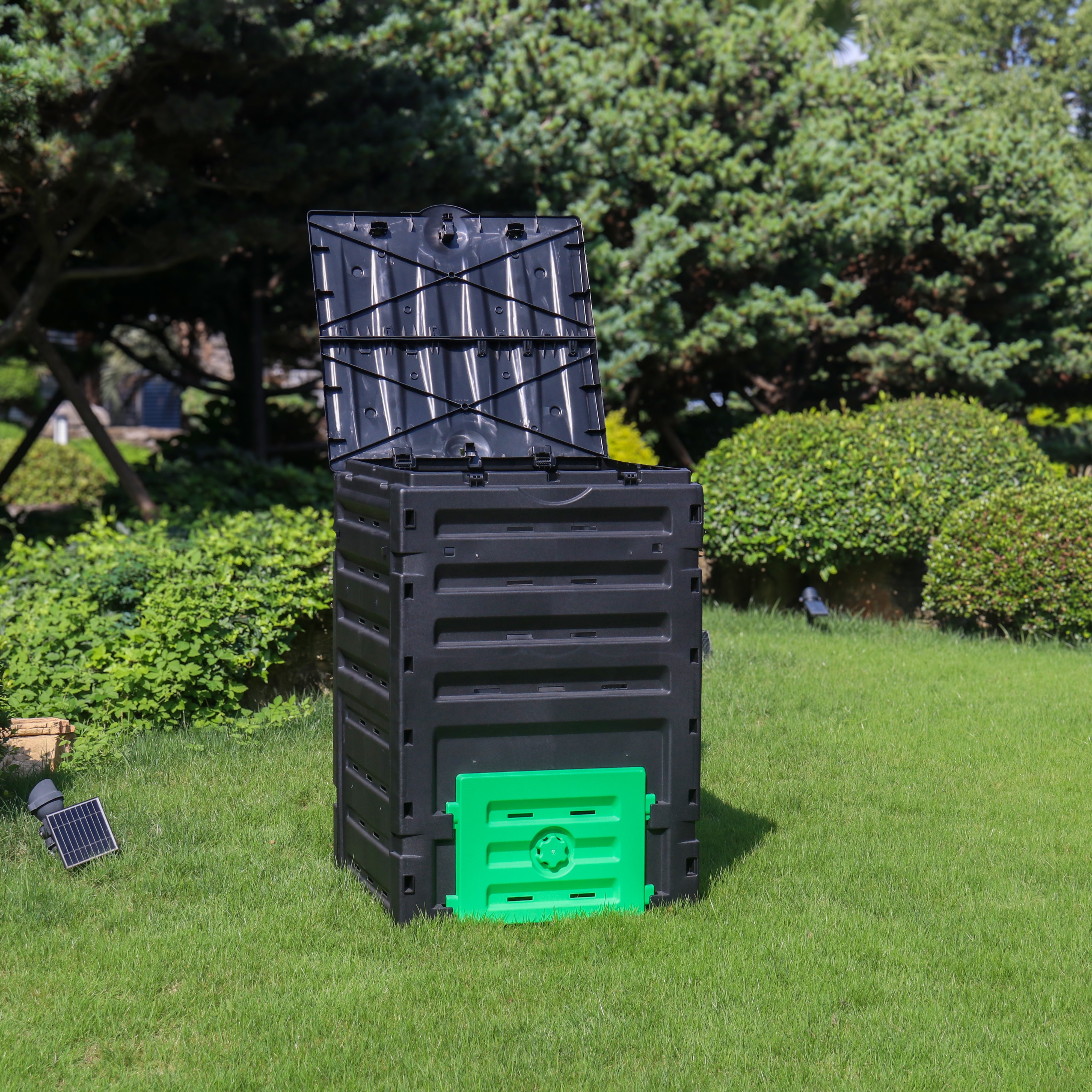 Modern Outdoor Compost Bin – Durable Plastic Weatherproof Composter for Efficient Garden Waste Recyc
