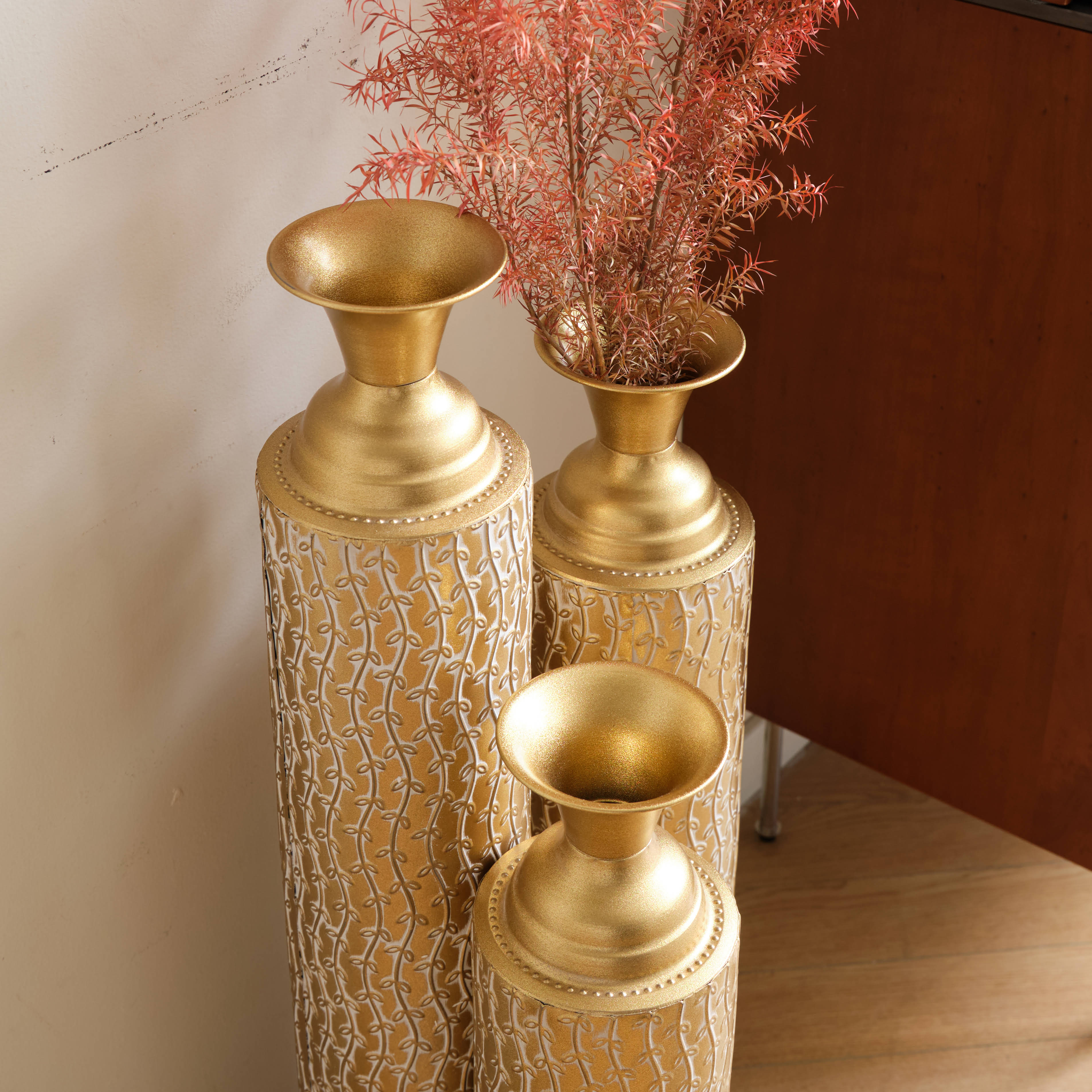 Metal Decorative Vases High Distress Metal Center Vases with Growing Vine Patterns, Set Of 3 Vases