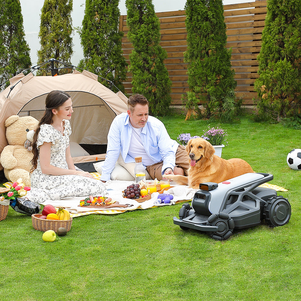 AIRSEEKERS TRON – Smart Robotic Lawn Mower with 300° Vision