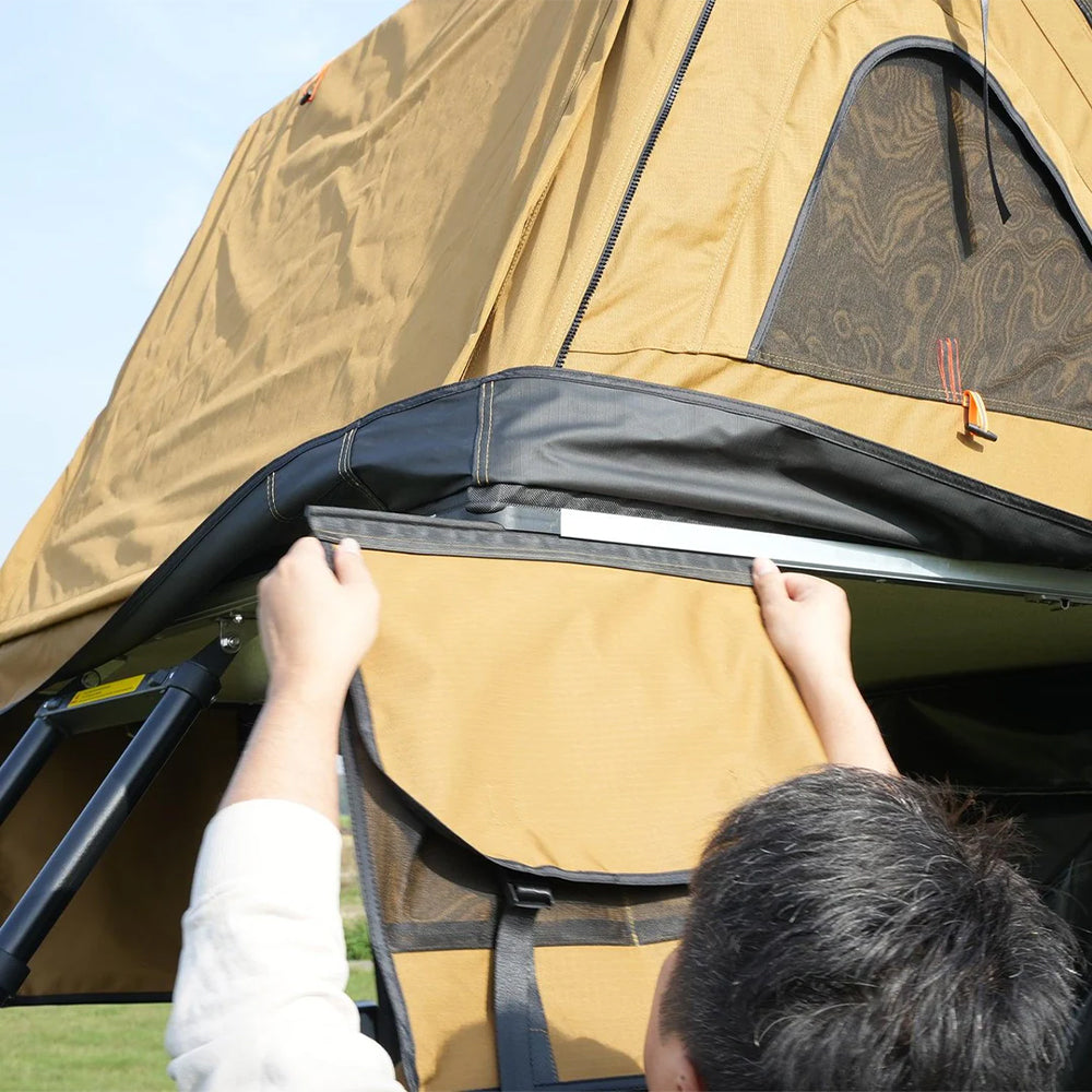 Eeeza Roof Top Tent With Mattress