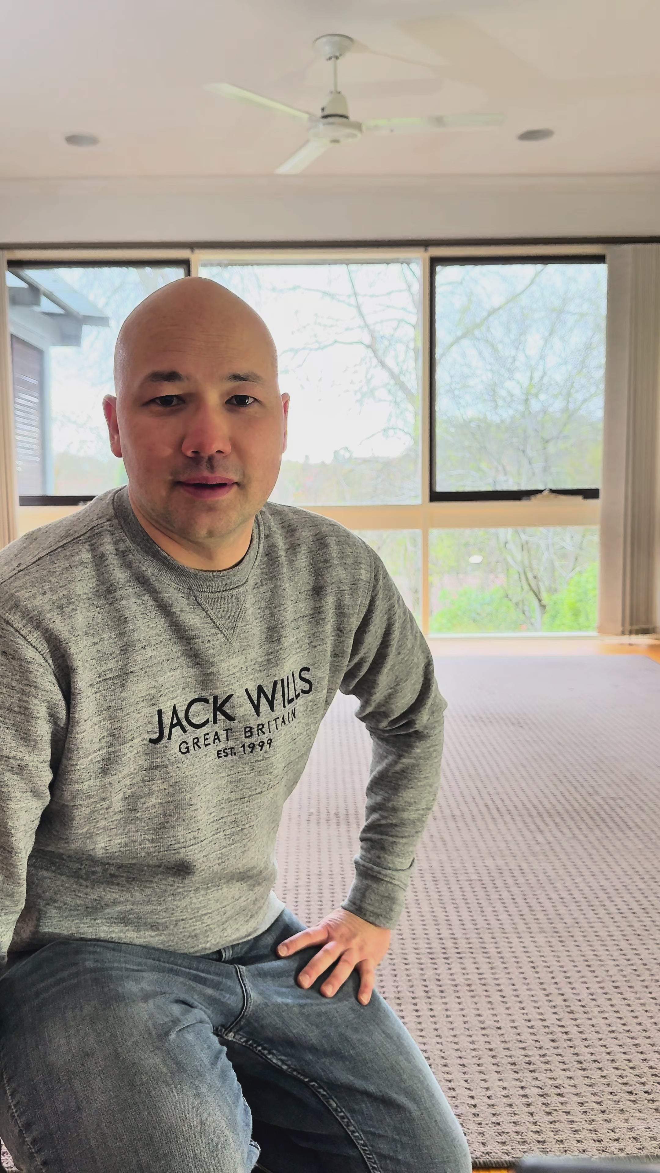 Load video: Eeeza Black 6-Drawer Chest with Solid Frame and Anti-Tip Reinforcement – Large Storage, Industrial Elegance