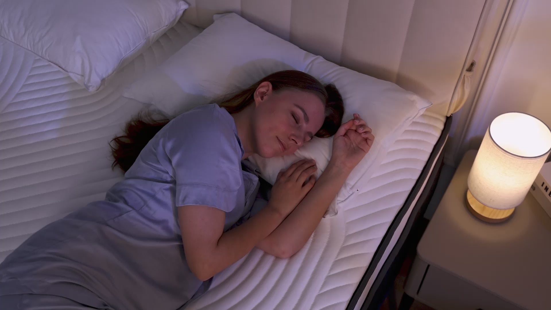 Load video: Familand Queen Double King Single Mattress Pocket Spring Memory Foam 35cm Grey